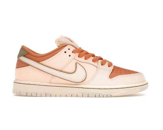 Nike SB Dunk Low Trocadéro Gardens